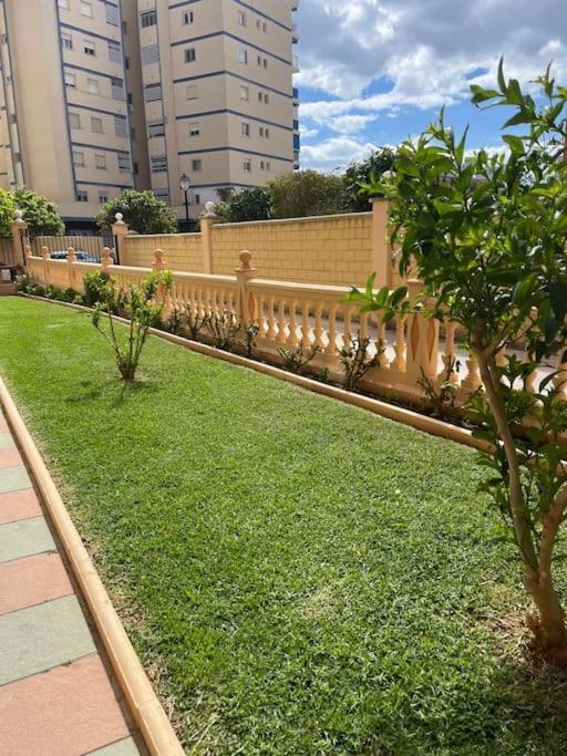 Estudio En Fuengirola Con Vistas Al Mar Kültér fotó